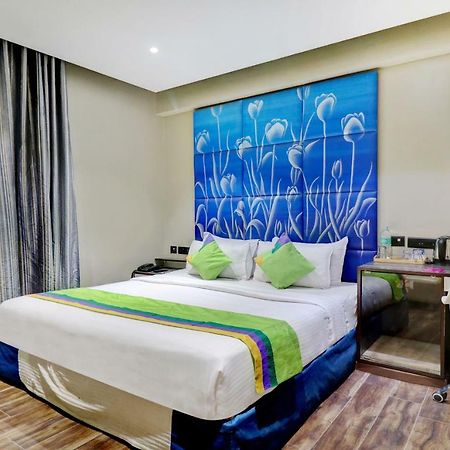 The Spring Hotel Chennai Exterior foto