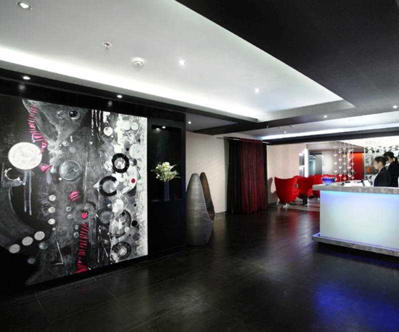The Spring Hotel Chennai Exterior foto