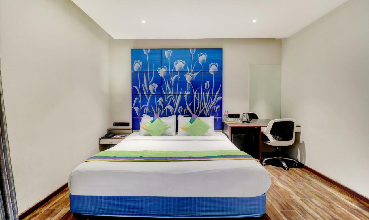 The Spring Hotel Chennai Exterior foto