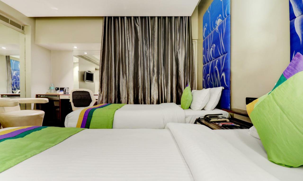 The Spring Hotel Chennai Exterior foto