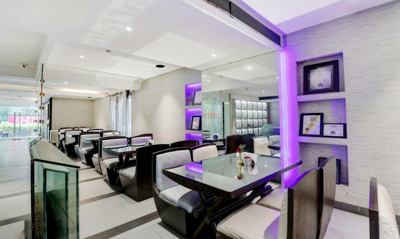 The Spring Hotel Chennai Exterior foto