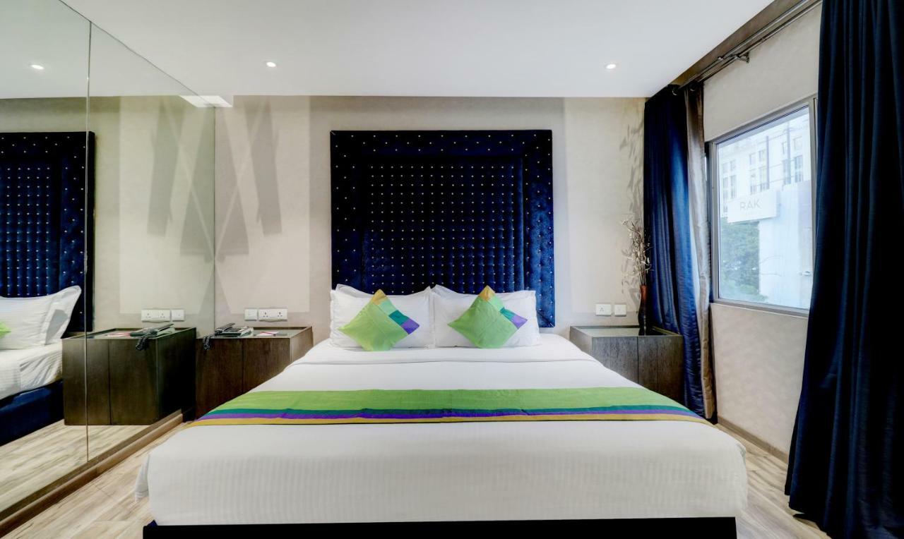The Spring Hotel Chennai Exterior foto